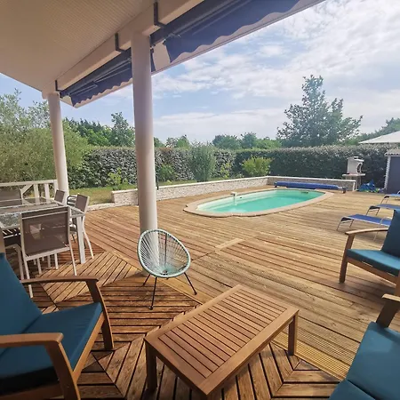 Near Ocean With Swimming Pool