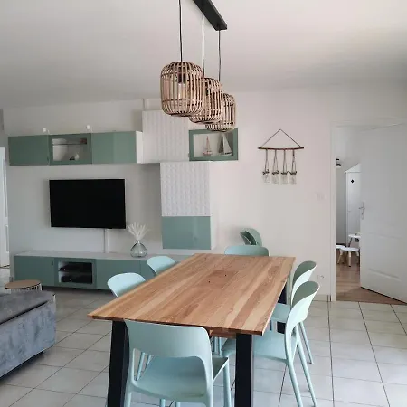 Near Ocean With Swimming Pool Bias (Landes)