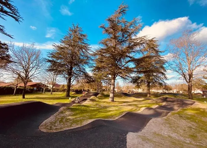 Near Ocean With Swimming Pool * Bias (Landes)